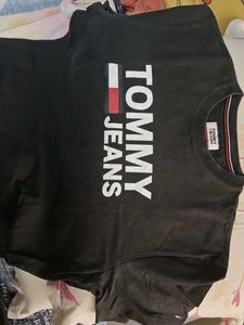 Tommy Jeans Black Logo Tee