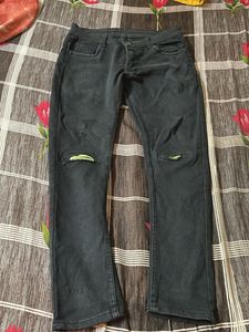 Mom Fit Stretchable Jeans