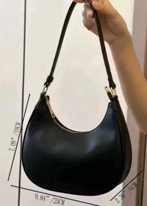 Chic Crescent Shoulder Bags