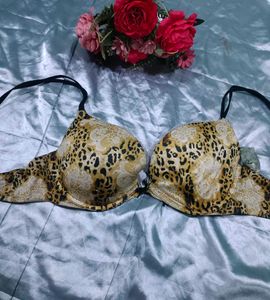 Victoria&#39;s secret Leopard Print Bra