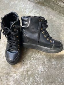 Black Heels Boots For Women
