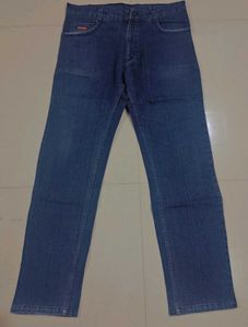 Men&#39;s Jeans &amp; Pants Bundle set of 4