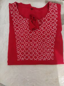 Red Kurti