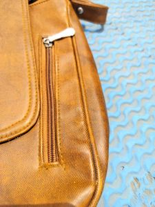 👝ATTRACTIVE SLINGBAG