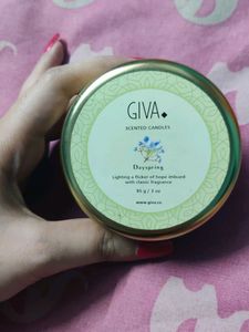 GIVA Scented Candle