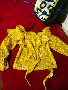 Puffed Sleeve Yellow Top