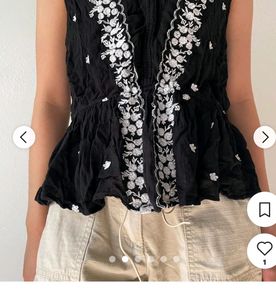 Forever 21 White Flower Top