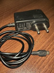 Micro usb charger