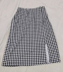 casual mini skirt