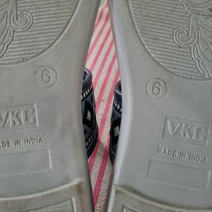 New Trendy Chappals Offer