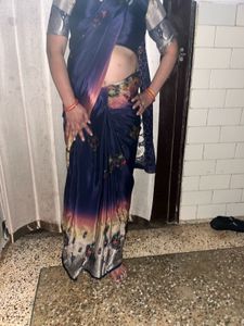 crepe Elegant Floral Saree with blouse