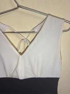Chic Two-Tone Bodycon Dress