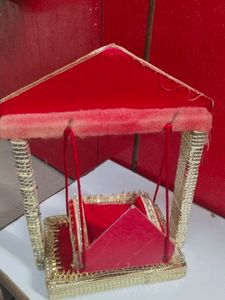 Laddu Gopal Jhulaa