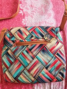 Classic Sling bag