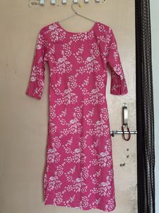 Pink Floral Print Kurti Set