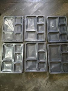 6 Disposable Packing Plates W spoons
