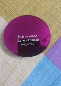 Me-On Compact Powder