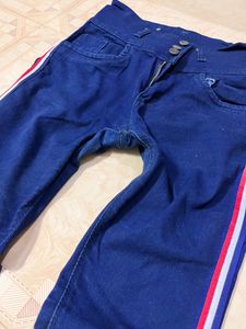 Strip Jeans