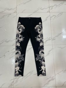 🖤 Midnight Garden:The Ultimate Sculpt Leggings🌸✨