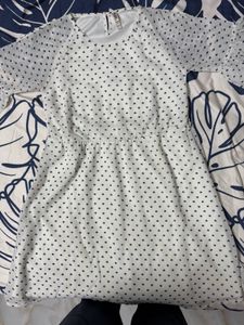 Heart Print knee length dress