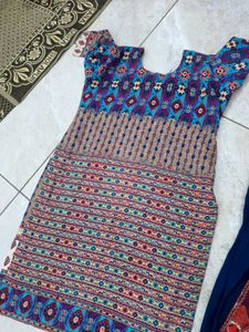 Woolen Ethnic Kurta Set with Shawl