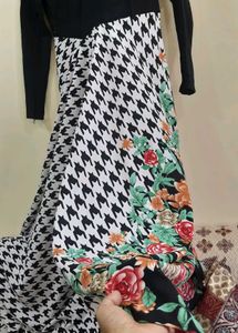 Elegant Black &amp; White Flared Dress🖤