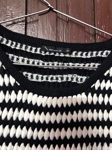 Wool Top. In Black&amp;white Colour, Used Only 2time