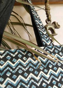 Unique Pattern Tote Bag