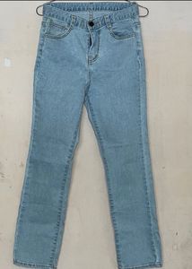 slim fit jeans