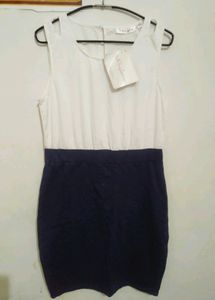 Stalk Brand New Dress M Size Bow Design On Back