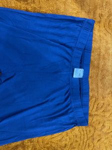 Navy blue leggings