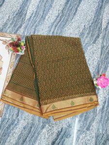 Green With Yellow Border Saree ❤️