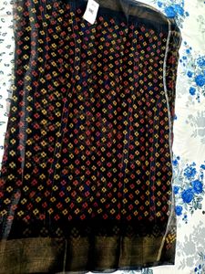 Elegant Black &amp; Gold Floral Saree