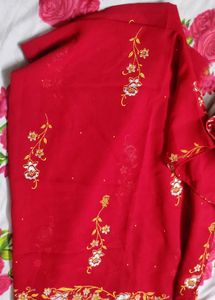 Elegant Red Floral Saree with blouse piece
