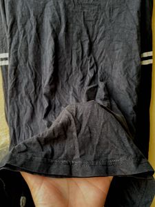 Black mens Striped T-Shirt