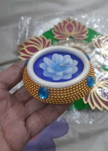 2 Decorated Candles