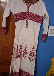 3 Kurtis For 129rs + ONE FREEBIE KURTI