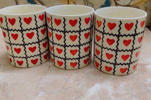 Heart Print Ceramic Mugs