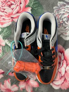 Nike Dunk Low EMB 75th Anniversary Knicks