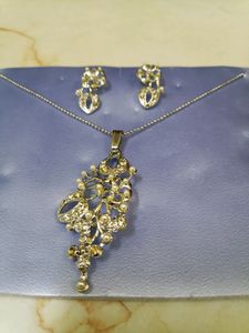Pack Of 2 Beautiful Pendant Set With Earring