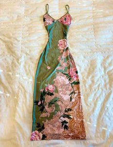 Stylecast x Revolte Floral Printed Georgette Maxi