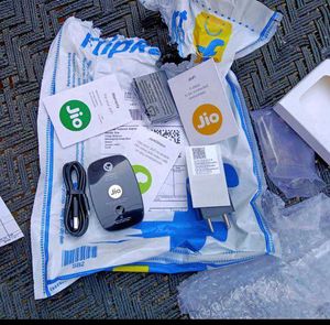 Jio Hotspot Router 4g M2s like new