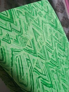 Zari Border Daily Wear Parrot Green Saree