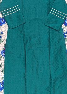 Varanga Green &amp; Silver Toned Yoke Design Straight