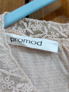 Peach Sleeveless Lace Top