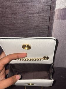 Chic Crossbody Bag