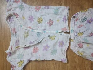 set of two muslin cotton suit for 2 to 3 yr ol