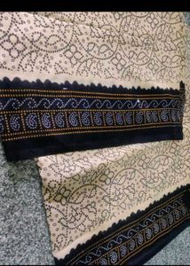 combo of 2 sarees