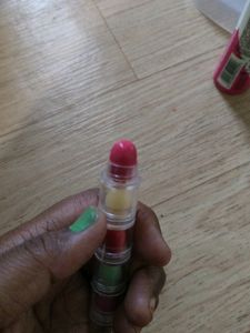 5 Shade Lipstick