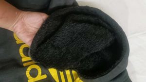black hoodie Girl&#39;s And Boy&#39;s Dono Ke Liye